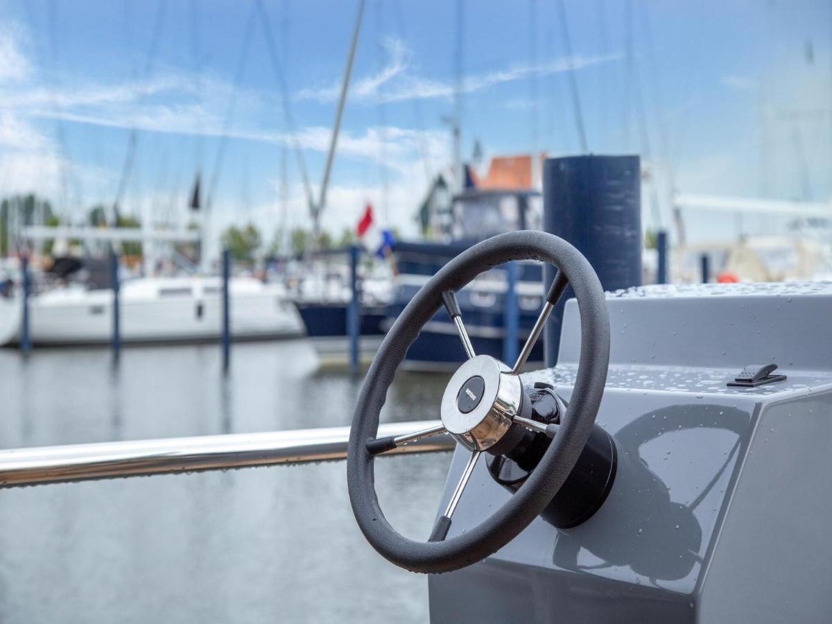 Luxury Houseboat In Volendam Marina Ξενοδοχείο Εξωτερικό φωτογραφία