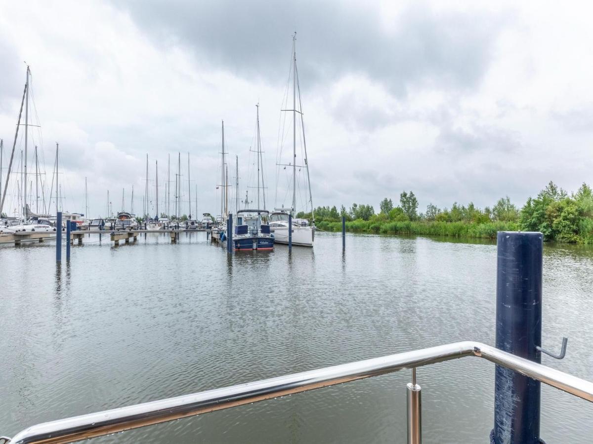 Luxury Houseboat In Volendam Marina Ξενοδοχείο Εξωτερικό φωτογραφία