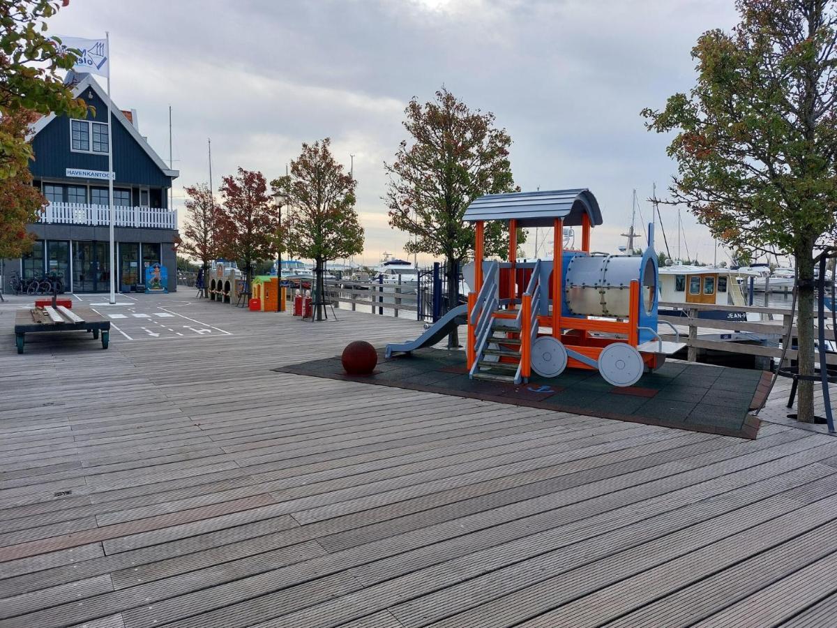 Luxury Houseboat In Volendam Marina Ξενοδοχείο Εξωτερικό φωτογραφία